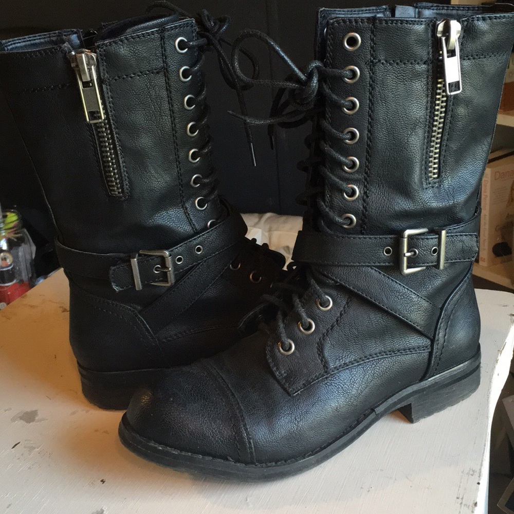 Combat boots / moto boots